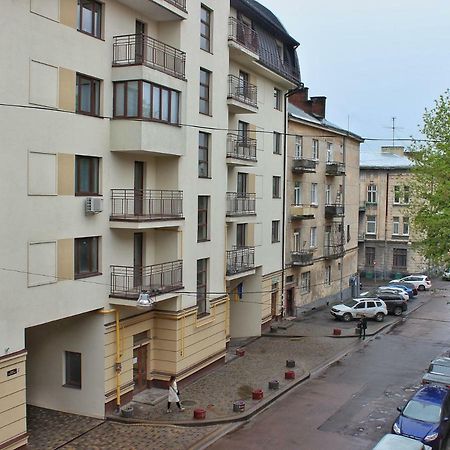 Квартира В Центрі Подобово У Львові На Замарстинівській 10 Exterior foto